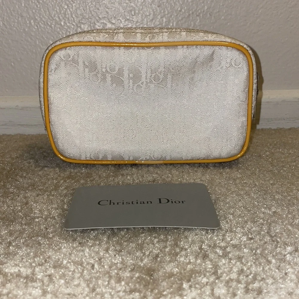 CHRISTIAN DIOR ZIPPY POUCH